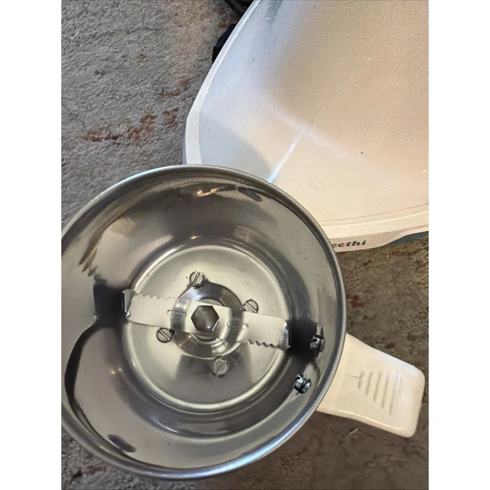 Preethi Nitro Grinder Blender Indian Mixie - Blender And Access Good Condition